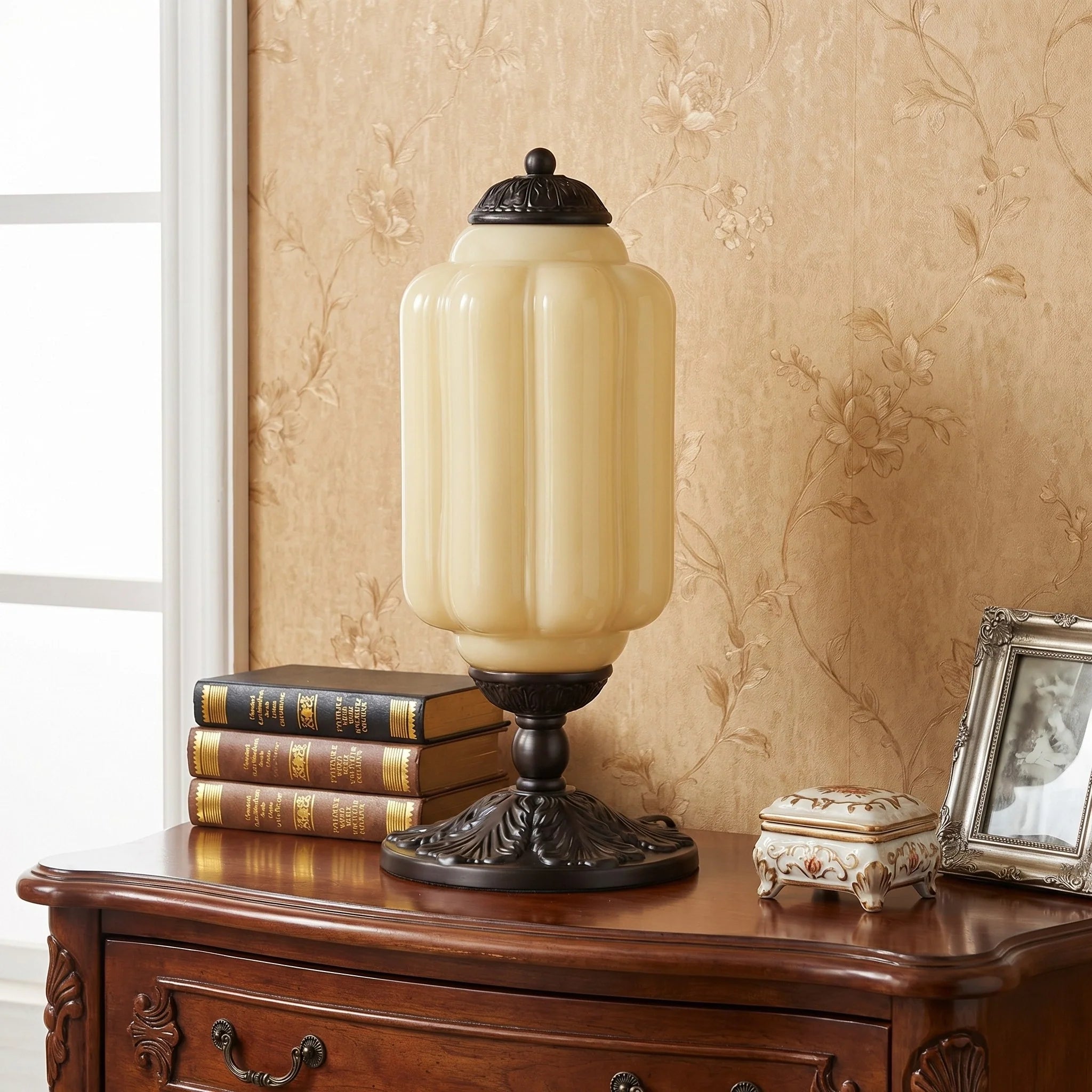 Retro Tafellampen met Getextureerd Crèmekleurig Glas – Franse Vintage Stijl met Messing of Zwart Frame | Sansoti