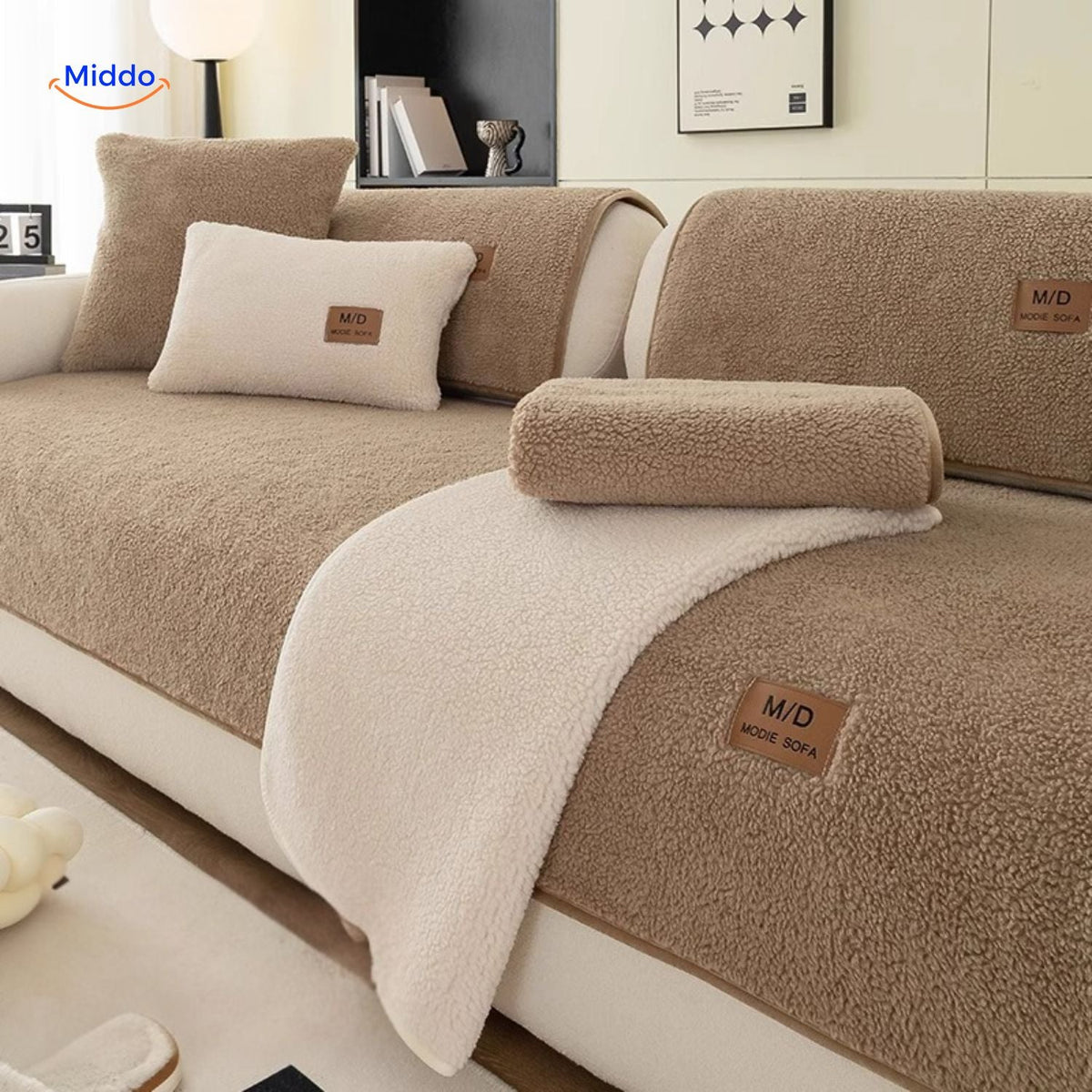 Sofabezug aus Plüsch-Imitatpelz mit rutschfester Sitzschutzauflage für das Wohnzimmer, verschiedene Größen, Kaffee, Beige, Grau, Rosa | Sansoti