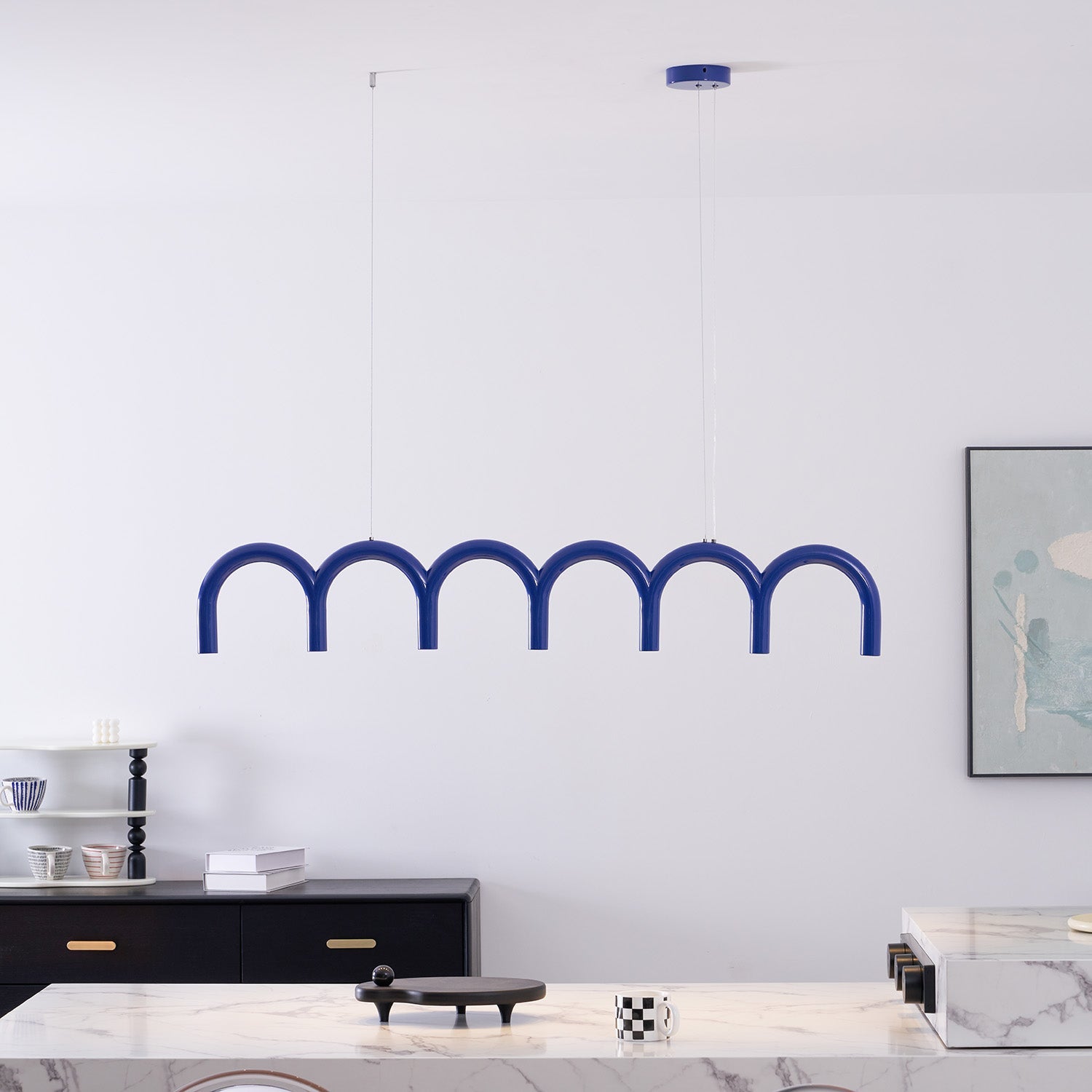 Moderne Kroonluchter met Cirkelvormige M-Bogen – 4, 7 of 9 Lichtpunten in Wit, Zwart of Blauw | Sansoti