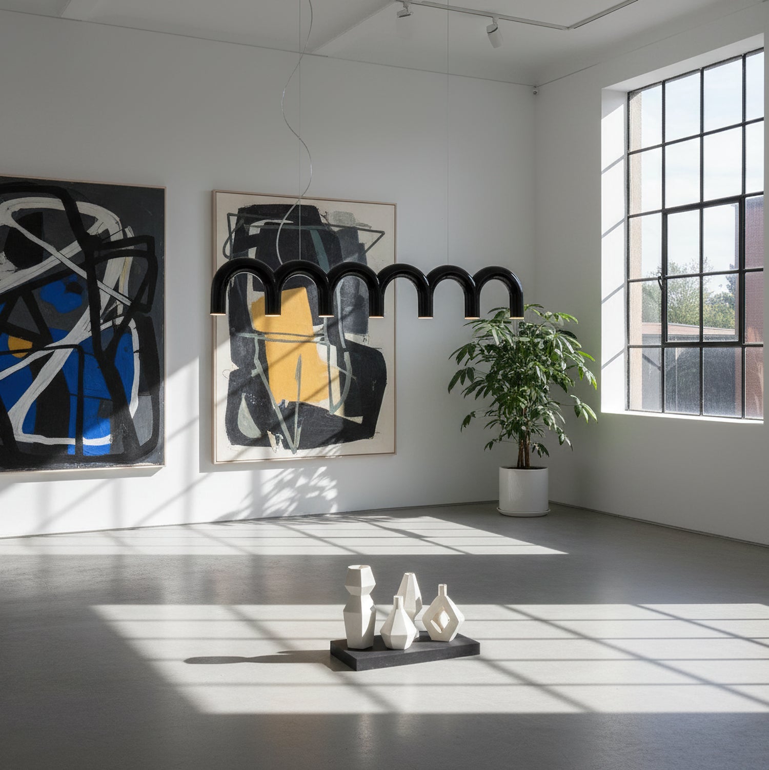 Moderne Kroonluchter met Cirkelvormige M-Bogen – 4, 7 of 9 Lichtpunten in Wit, Zwart of Blauw | Sansoti