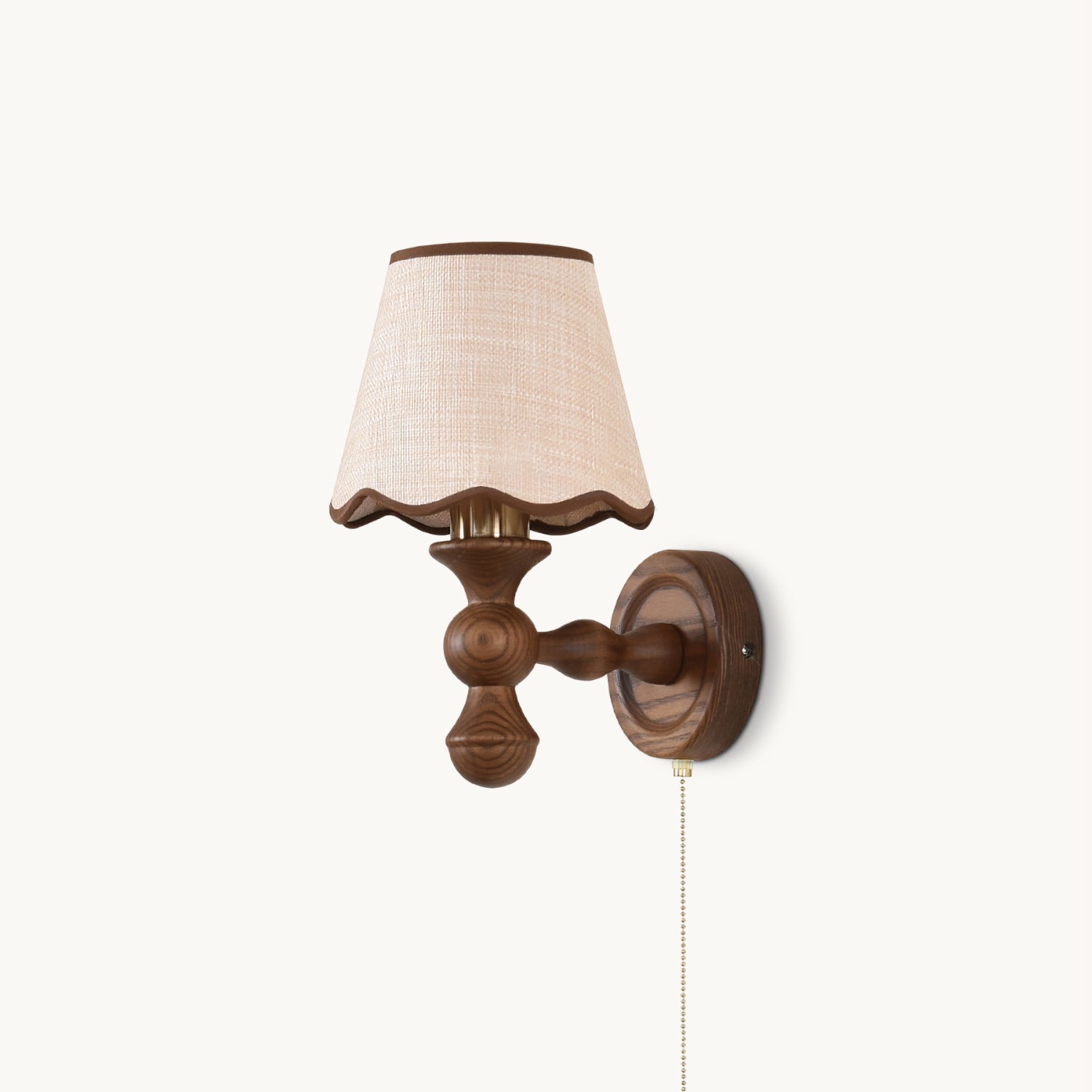 Wandlamp met golvende stoffen kap – Walnoot en beige vintage wandverlichting voor slaapkamer en gang | Sansoti