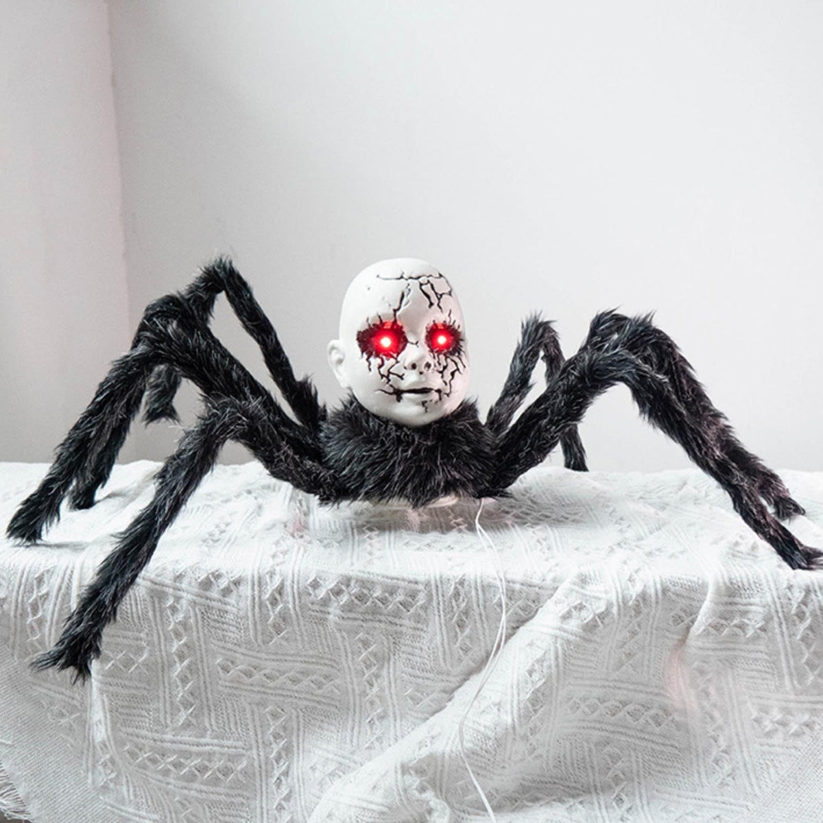 Animatronic Spider Pop Decoration with Motion Sensor and Glowing Eyes for a Spooky Halloween Party | Sansoti