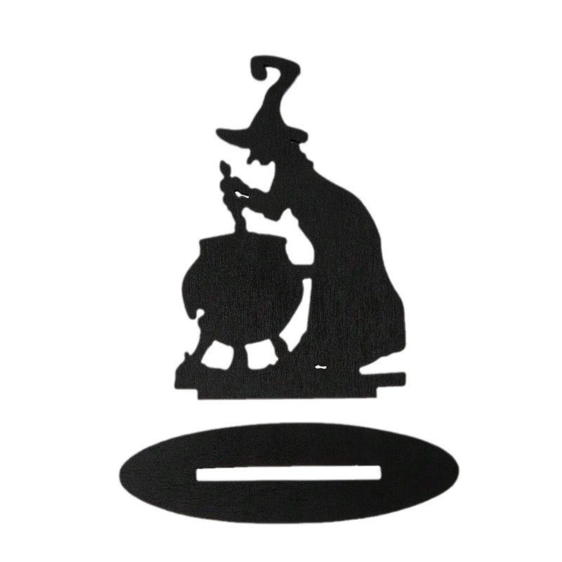 Hölzerne Halloween-Hexe mit schwarzer Katze, Stimmungsbild, dekoratives Tischobjekt, saisonale Herbstdekoration | Sansoti