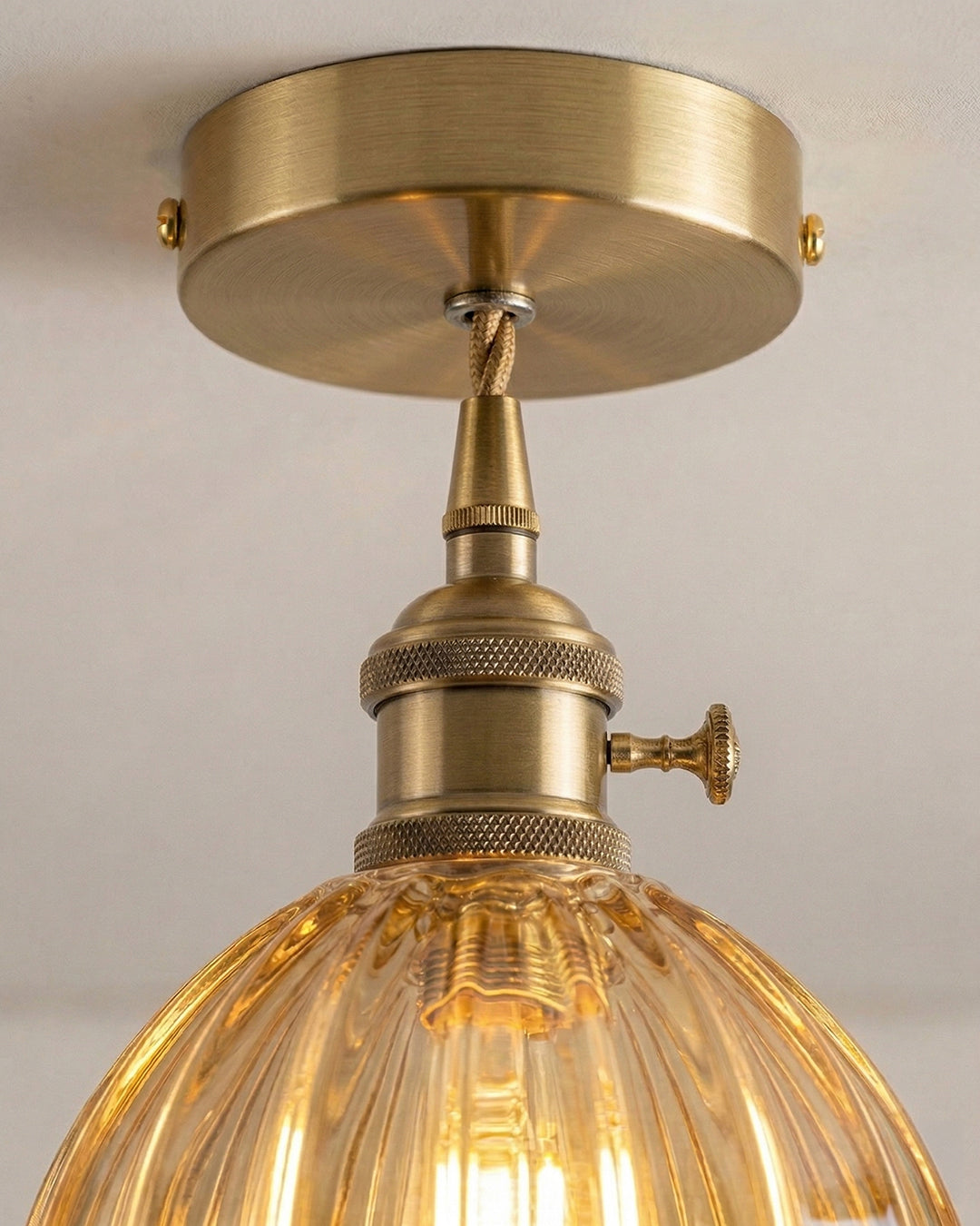 MAREN Hanglamp – Japanse Bloemvormige Glazen Lamp met Zacht Diffuus Licht – Verkrijgbaar in Groen, Transparant, Amber en Rookgrijs – Ø12cm x H18cm | Sansoti