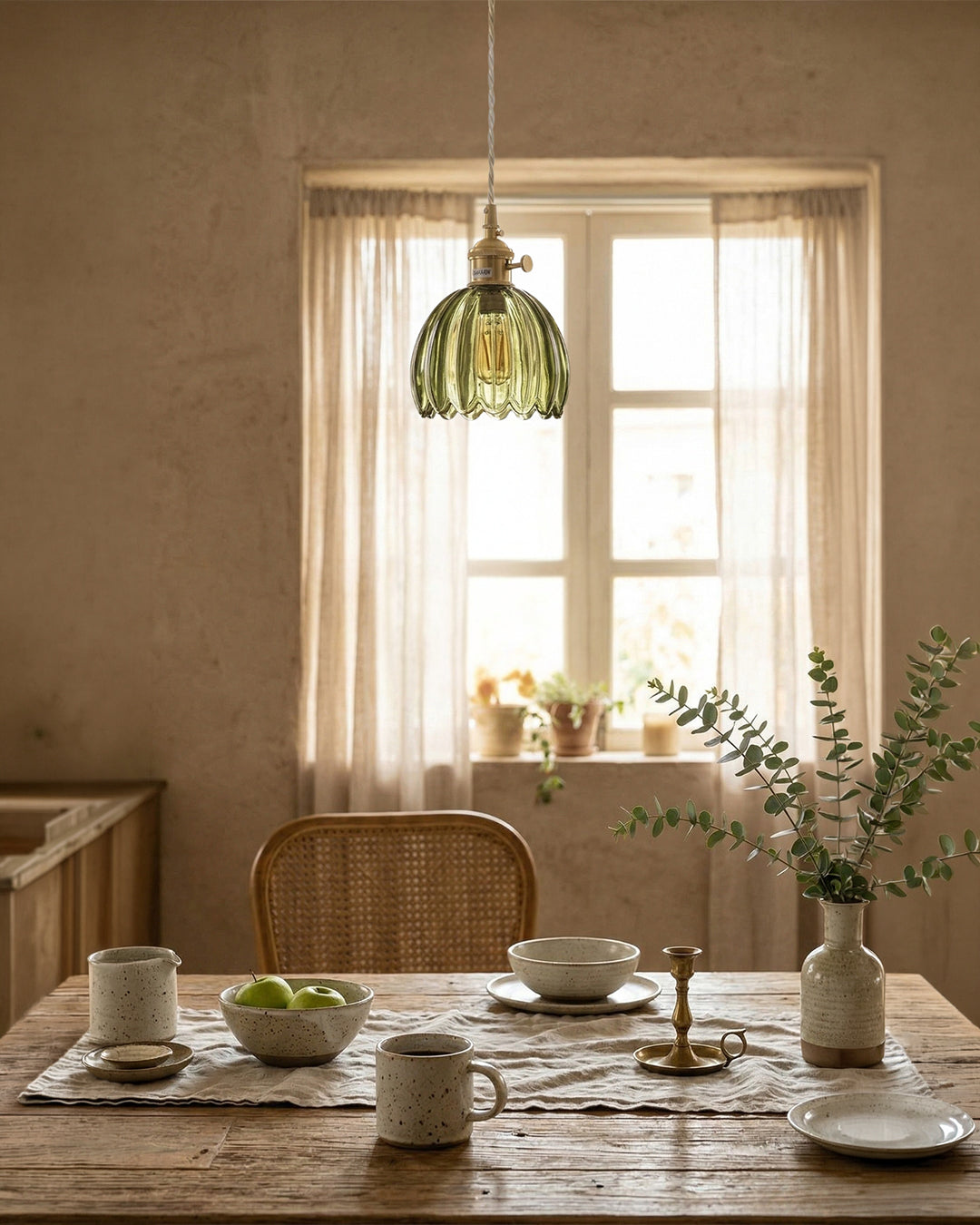 MAREN Hanglamp – Japanse Bloemvormige Glazen Lamp met Zacht Diffuus Licht – Verkrijgbaar in Groen, Transparant, Amber en Rookgrijs – Ø12cm x H18cm | Sansoti