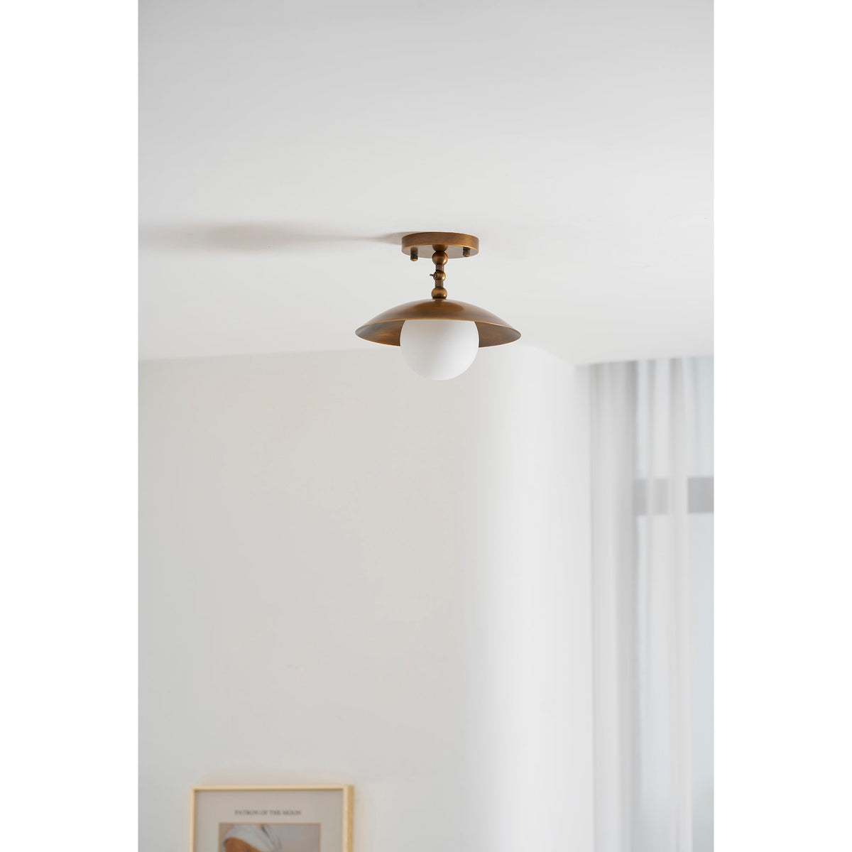 Ceiling Light with Glass Shade and Brass Finish, 25,5 cm, Luxury Decorative Lighting for Hallway, Corridor and Living Room | Sansoti