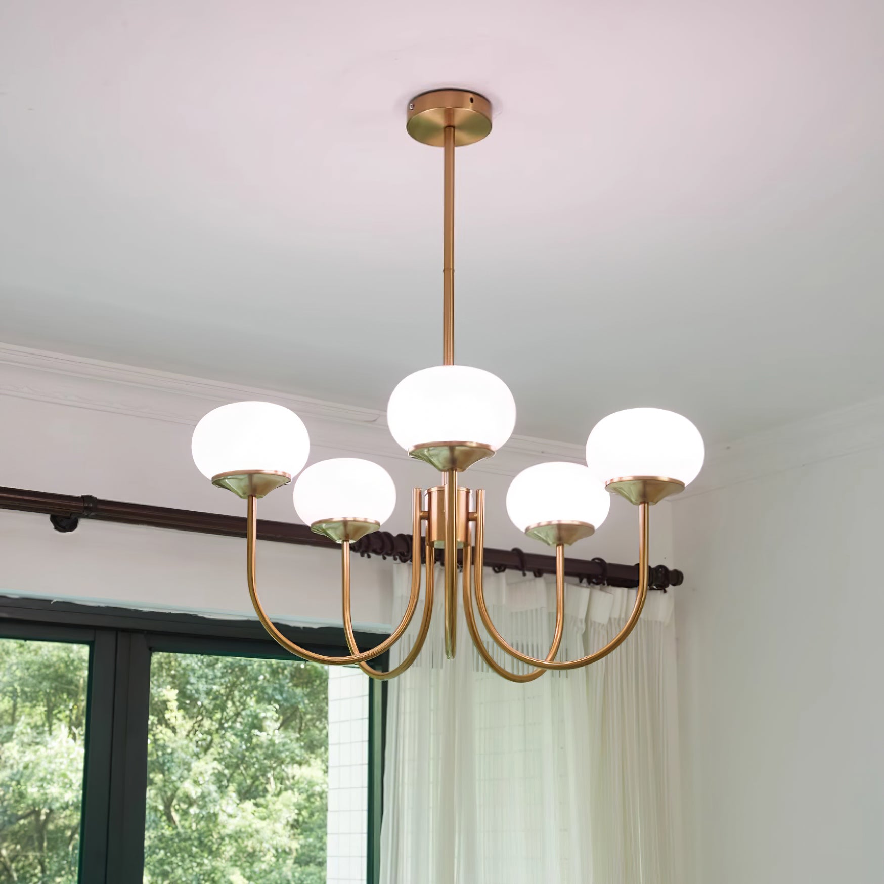 Lustre en Verre Avec Boules Roses, Blanches Ou Crème Et Cadre Doré Ou Chromé Lustre Design Moderne Avec 3 Ou 5 Points Lumineux Pour Salon Et Salle à Manger | Restfield