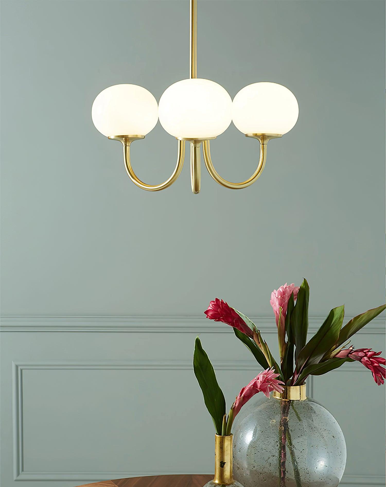 Lustre en Verre Avec Boules Roses, Blanches Ou Crème Et Cadre Doré Ou Chromé Lustre Design Moderne Avec 3 Ou 5 Points Lumineux Pour Salon Et Salle à Manger | Restfield