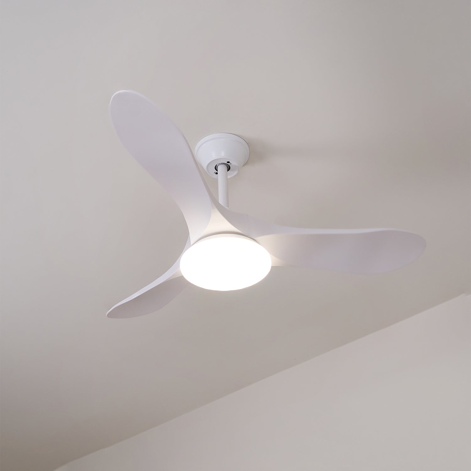 Plafondventilator met Verlichting 42″/52″ Massief Hout LED 6 Snelheden Afstandsbediening DC Motor Draadloze Wandschakelaar Compatible Woonkamer Slaapkamer | Sansoti