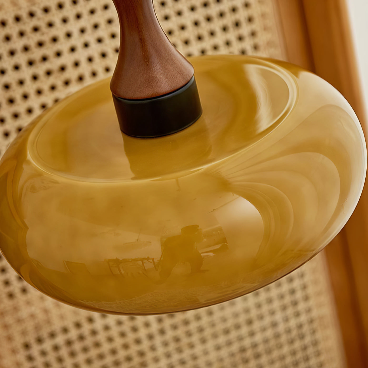 Amber glazen hanglamp – warme sfeerverlichting voor woonkamer en eetkamer | Sansoti