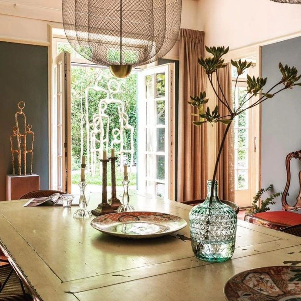 Geometrische Metalen Kroonluchter met Geïntegreerde LED en Messing Accenten – Drie Gelaagde Designlamp | Sansoti