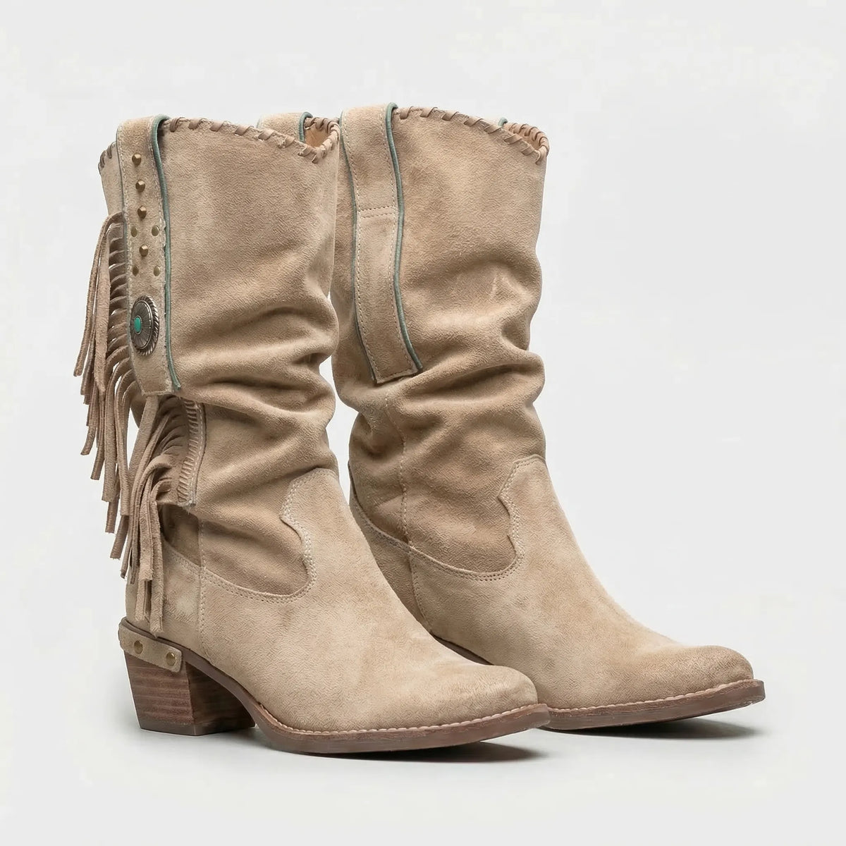 Lederne Westernstiefel mit Fransen und türkisfarbenem Stein bis unterhalb des Knies für Boho-Casual-Festival-Looks | Sansoti