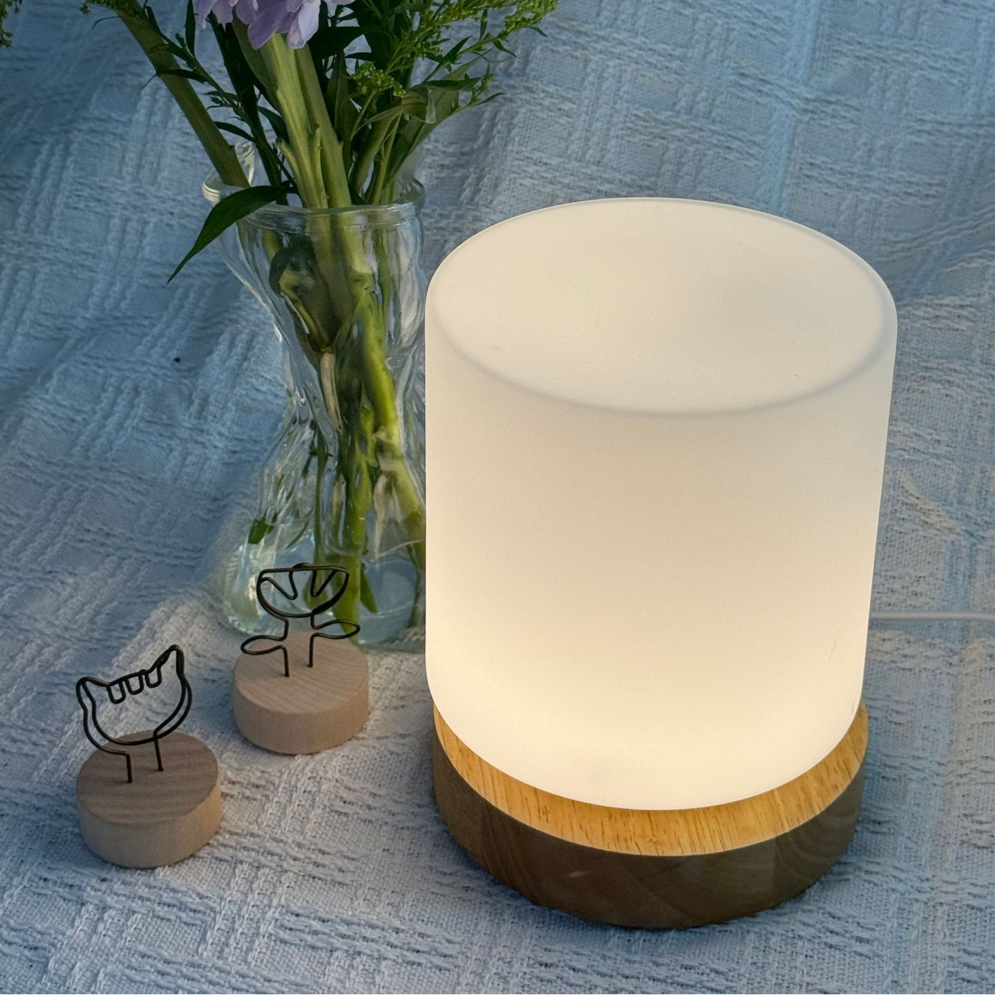 Glazen Tafellamp met Rubberen Houtvoet 360° Verlichting Sfeervol Nachtlampje Modern Design Accent | Sansoti