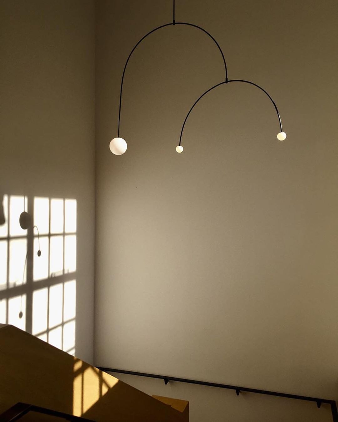 Mobiel Plafondlamp met Glazen Bollen – Modern Messing of Zwart Design – 9 Configuraties – G9 & G4 Fitting | Sansoti
