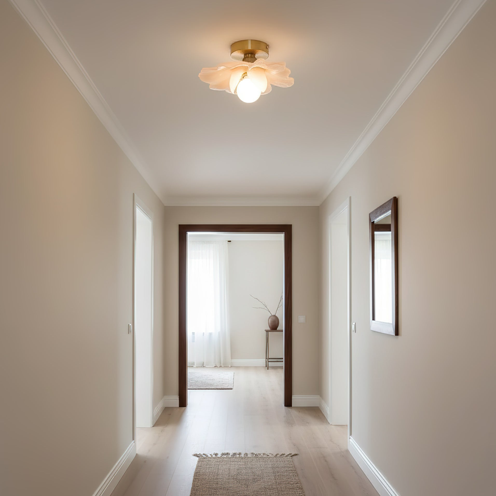 Plafondlamp met Bloesemontwerp in Hars en Messing – Elegante Verlichting voor Slaapkamer en Gang | Sansoti