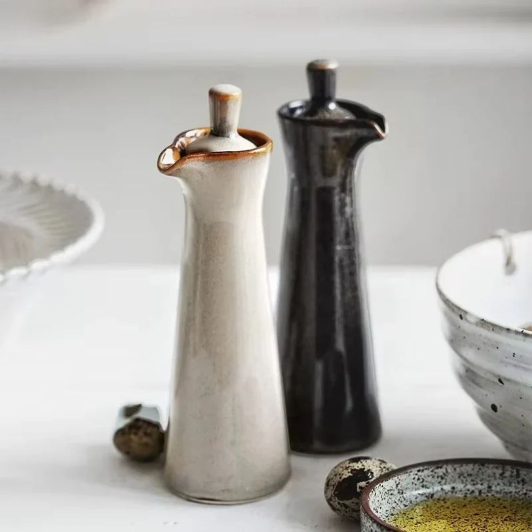 Keramische Oliedispenser met Glanslak 120ml – Elegante Schenktuit voor Olijfolie Azijn op Keukentafel | Sansoti