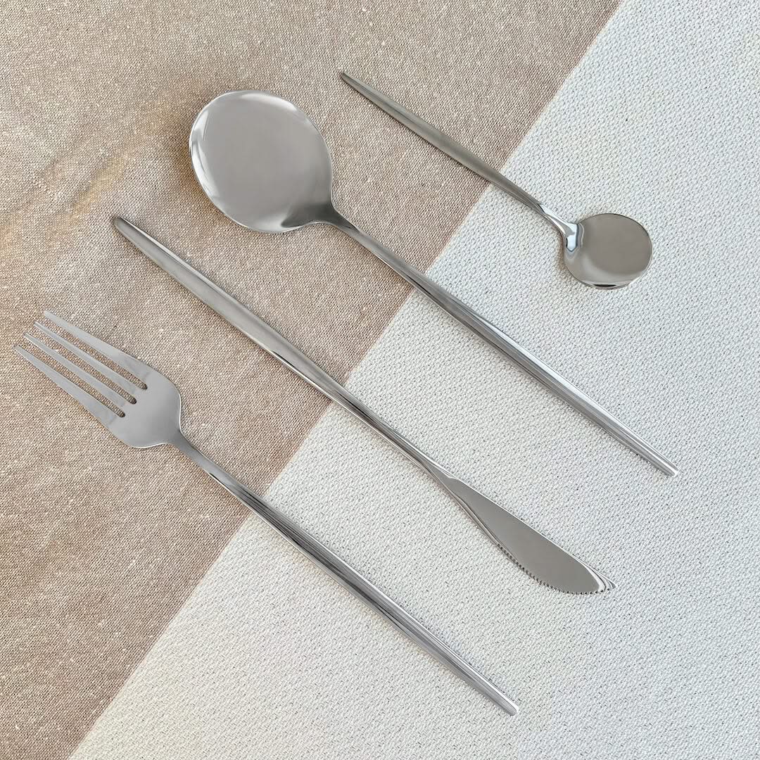 Bestek Set 4-delig RVS Zilverkleurig Modern Design voor Dagelijks Gebruik Feestelijke Diners en Stijlvolle Tafelmomenten | Sansoti
