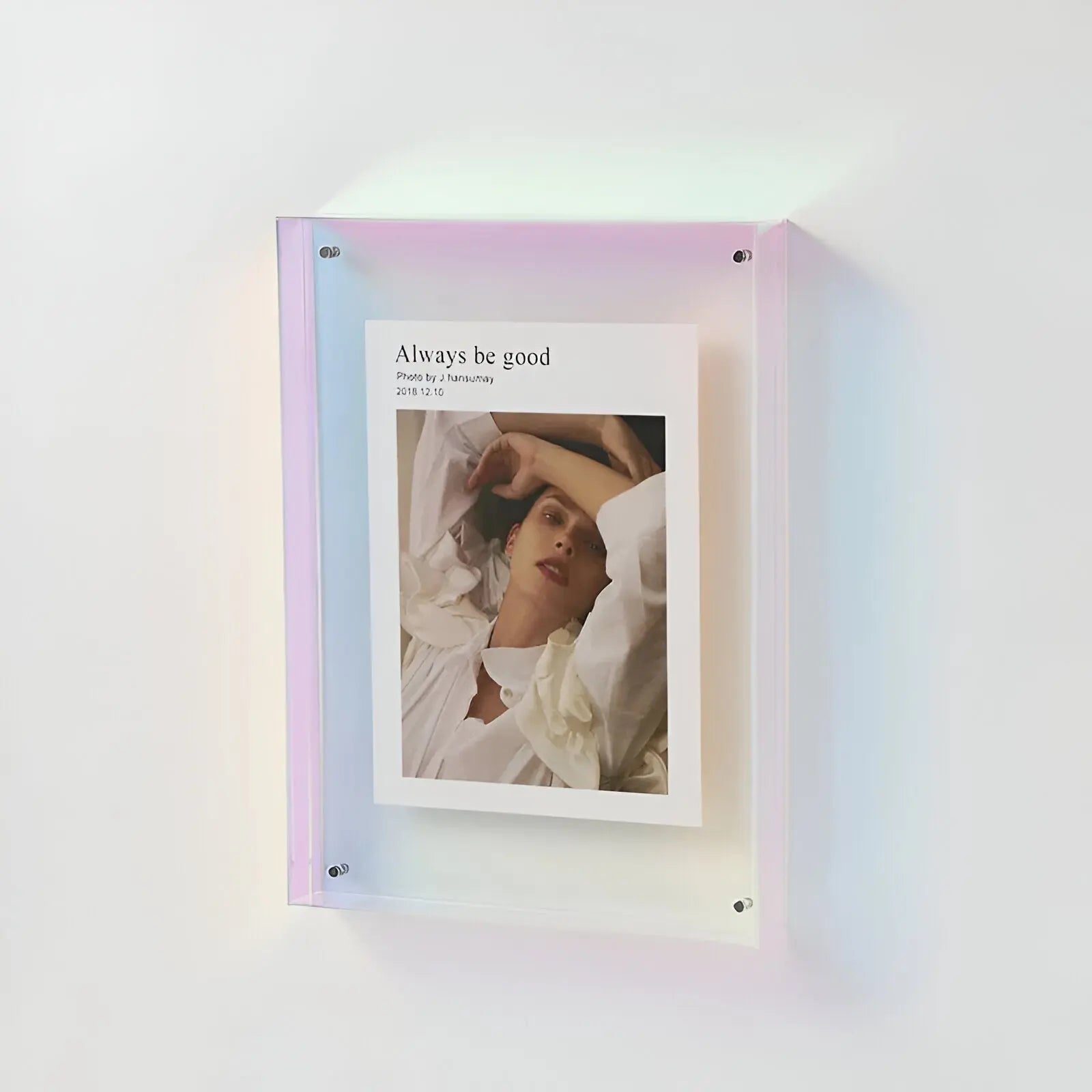 Acryl Fotolijst met Gekleurde Rand – Wand & Tafel – 10 Kleuren – 5 Maten | Sansoti