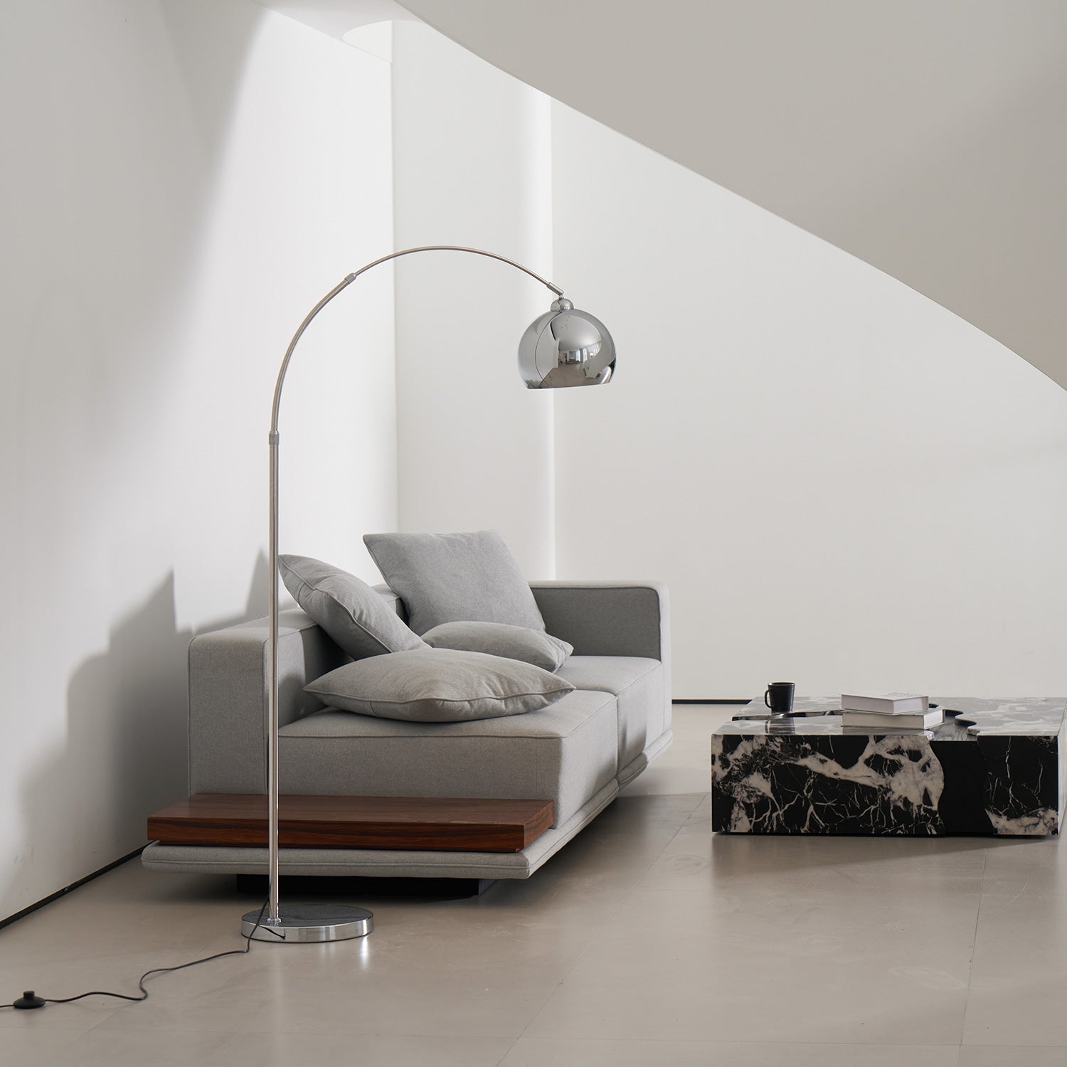 Verstelbare Vloerlamp Metaal Zwart Chroom Wit Telescopische Arm Leeslamp Modern Design | Sansoti