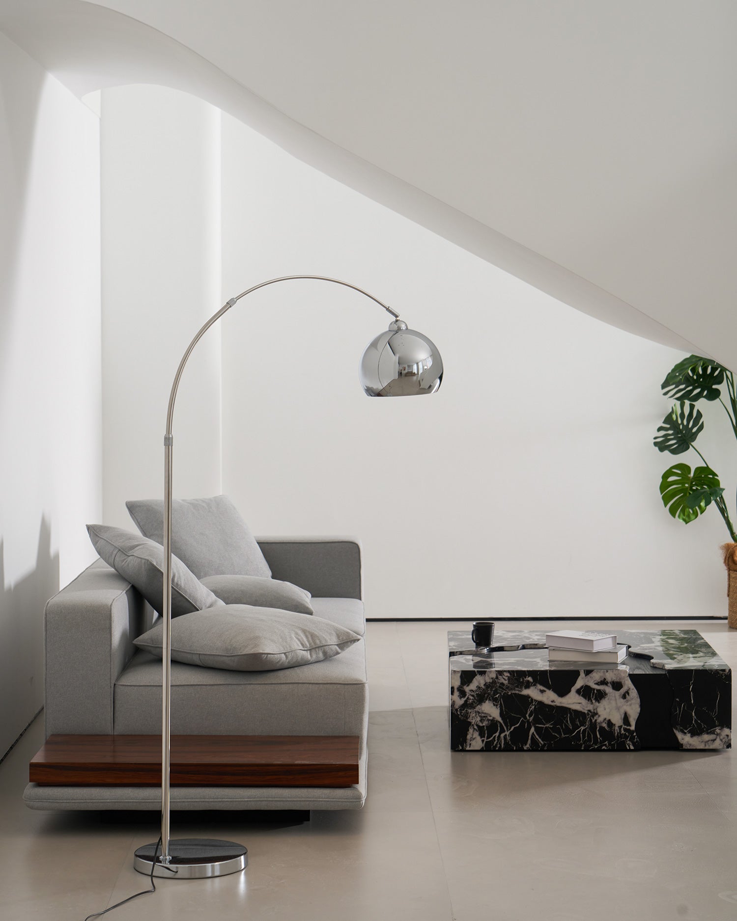 Verstelbare Vloerlamp Metaal Zwart Chroom Wit Telescopische Arm Leeslamp Modern Design | Sansoti