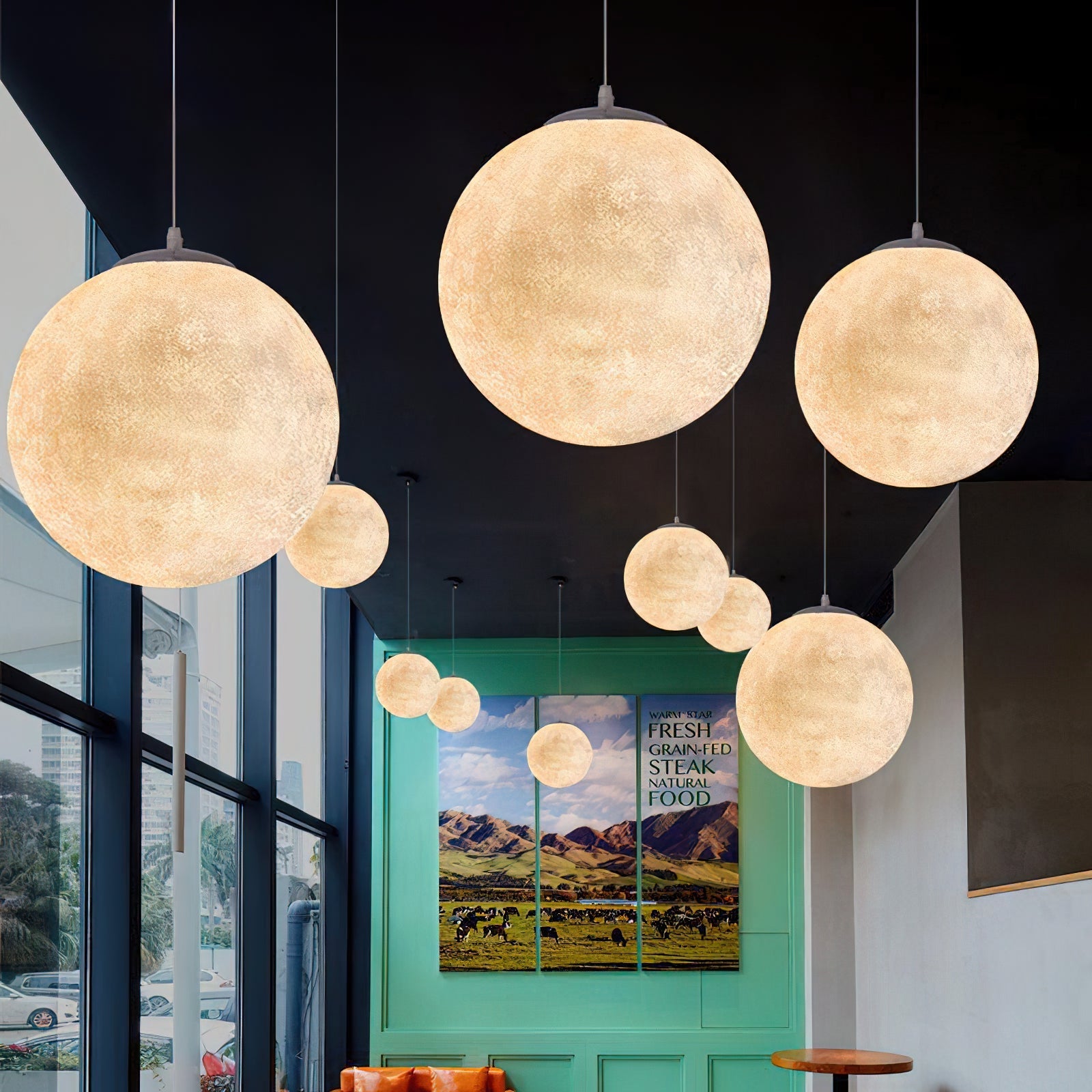 Maan Hanglamp – Realistische Textuur – 8 Maten Beschikbaar – Romantische Maanbol voor Slaapkamer Eetkamer Kinderkamer – Dimbaar Warm Licht – Schuine Plafondadapter Inbegrepen | Sansoti