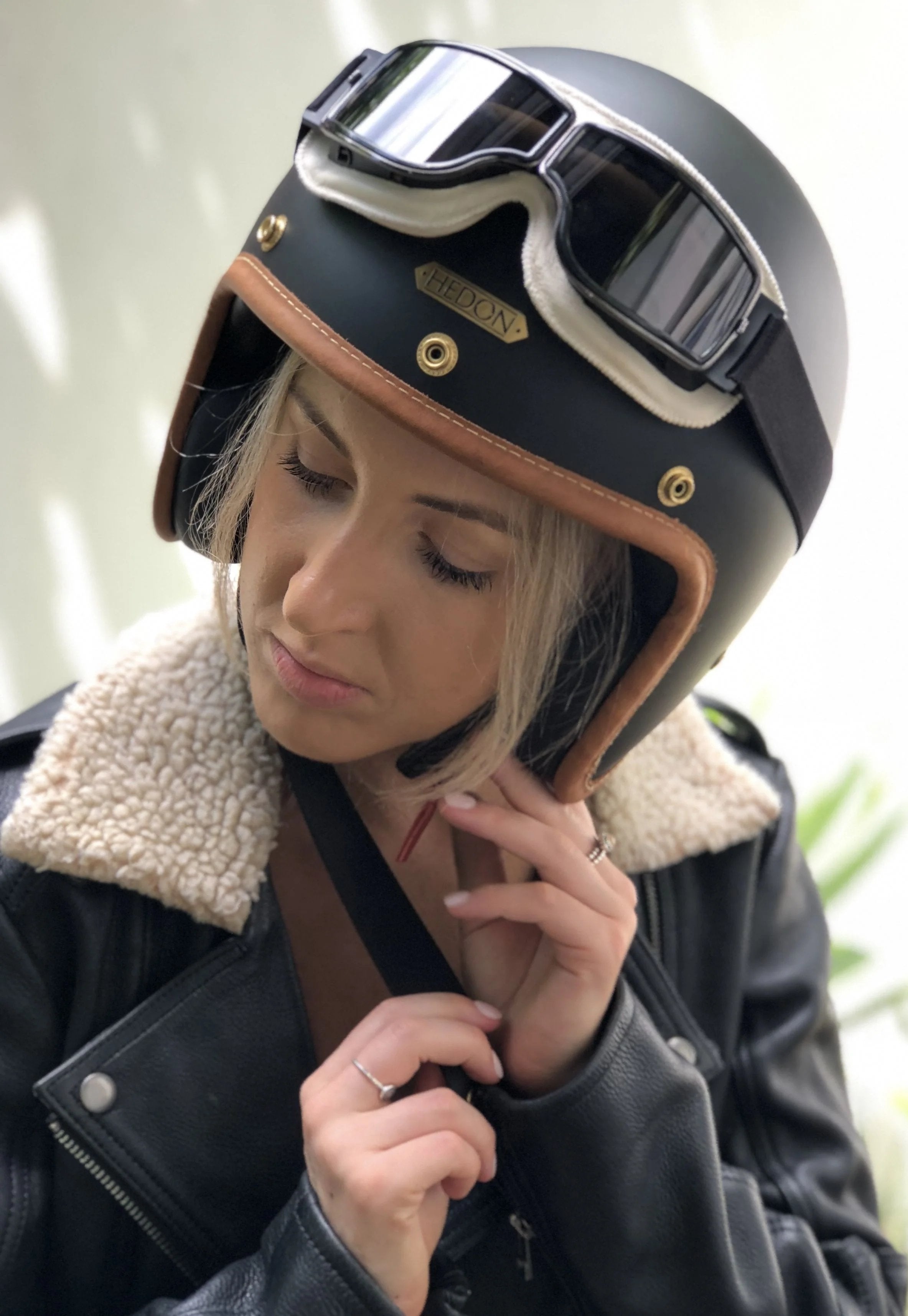Retro Motorradbril met UV-Bescherming Verstelbaar Zwart Khaki voor Motor Scooter Oldtimer Rijden | Sansoti