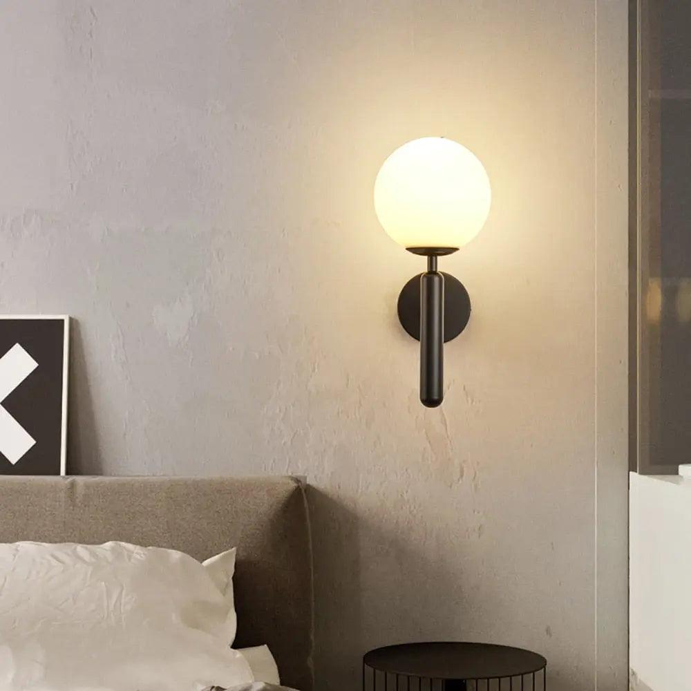 Wandlamp met glazen kap – modern design in goud of zwart met melkglas of ripple-afwerking | Sansoti