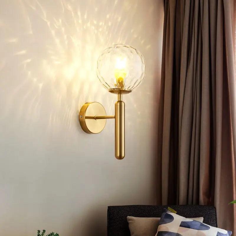 Wandlamp met glazen kap – modern design in goud of zwart met melkglas of ripple-afwerking | Sansoti
