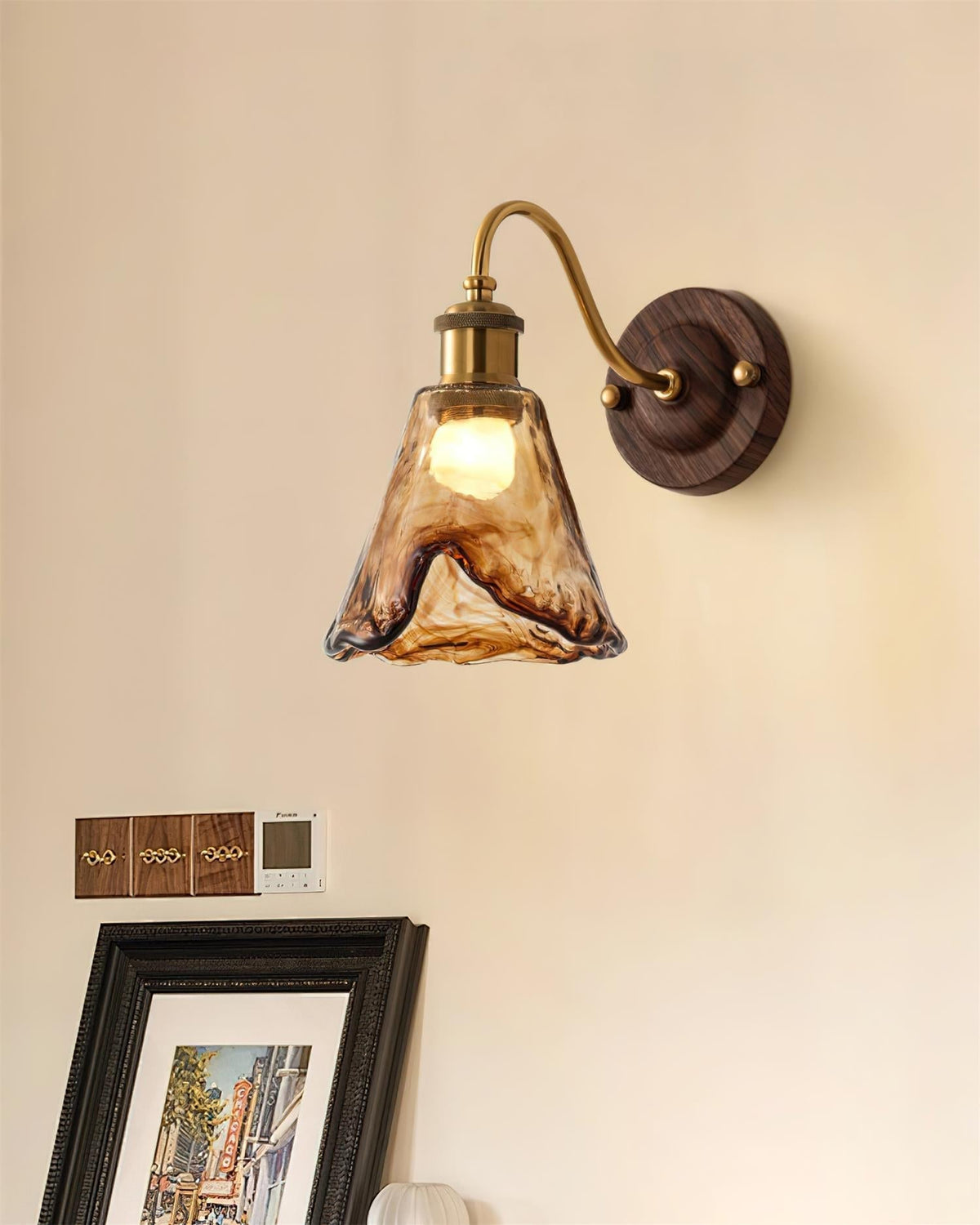 Wandlamp Amber Glas Hout Goud Vintage Metalen Fitting E26 E27 Dimbaar Retro Sfeerlicht Woonkamer Slaapkamer 24cm | Sansoti