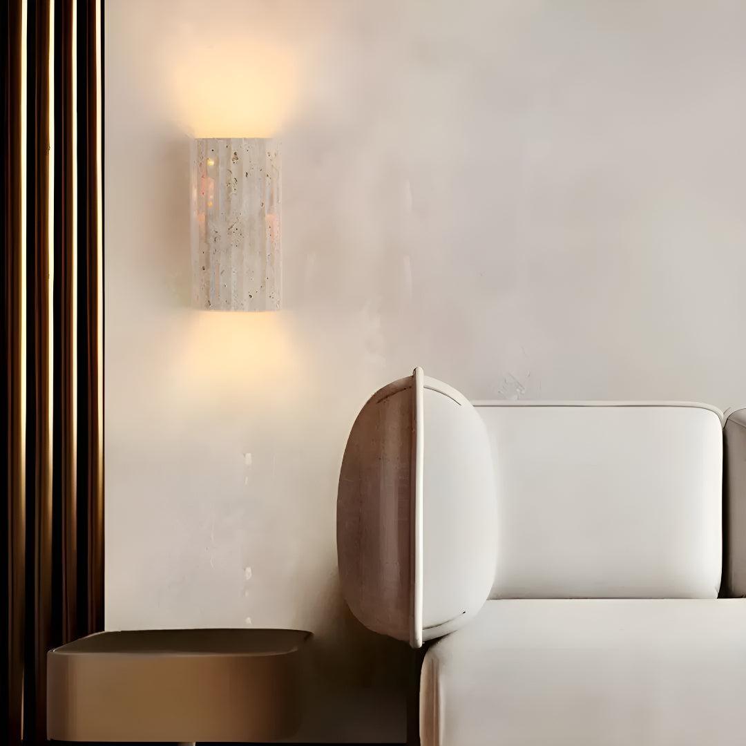 Kinkiet z kamienia naturalnego, LED, ciepłe białe światło, nowoczesny skandynawski design do salonu, sypialni i przedpokoju, unikalne użylenie | Sansoti