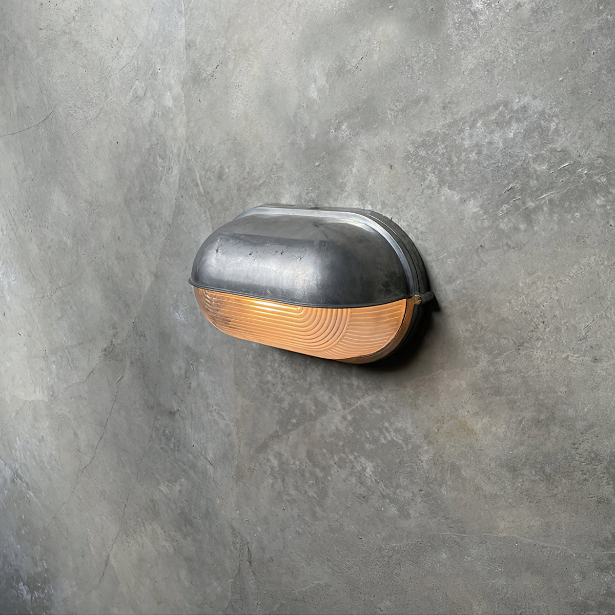 Außenwandleuchte aus Metall und Glas, wasserdicht IP65, Gold/Silber, rund/oval, für Balkon, Terrasse und Garten, stimmungsvolle Beleuchtung | Sansoti