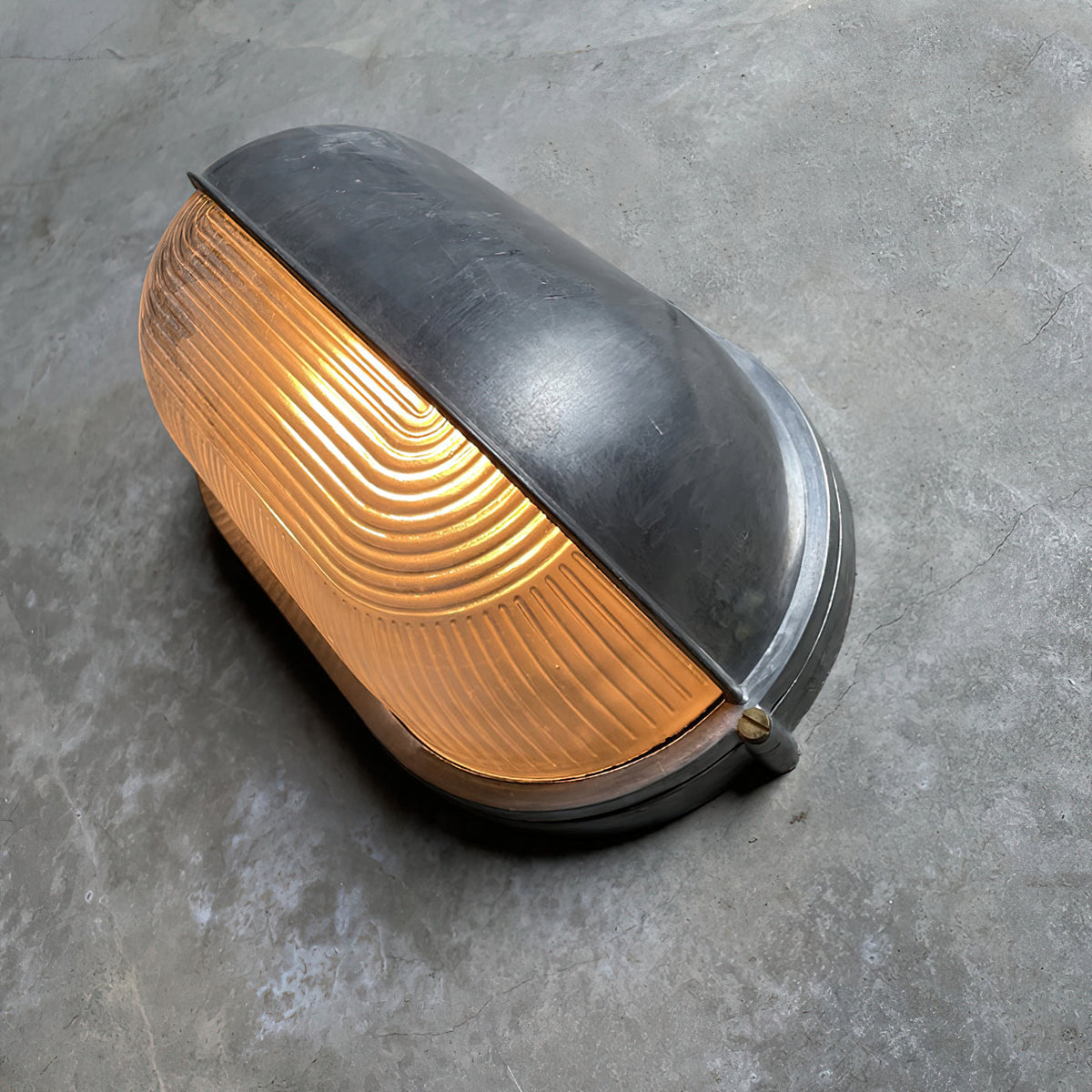 Außenwandleuchte aus Metall und Glas, wasserdicht IP65, Gold/Silber, rund/oval, für Balkon, Terrasse und Garten, stimmungsvolle Beleuchtung | Sansoti