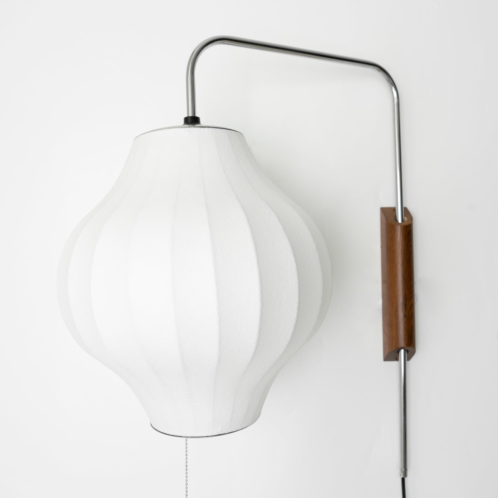 Wandlamp Zijden Kap Walnoot Metaal Wit Woonkamer Slaapkamer | Sansoti