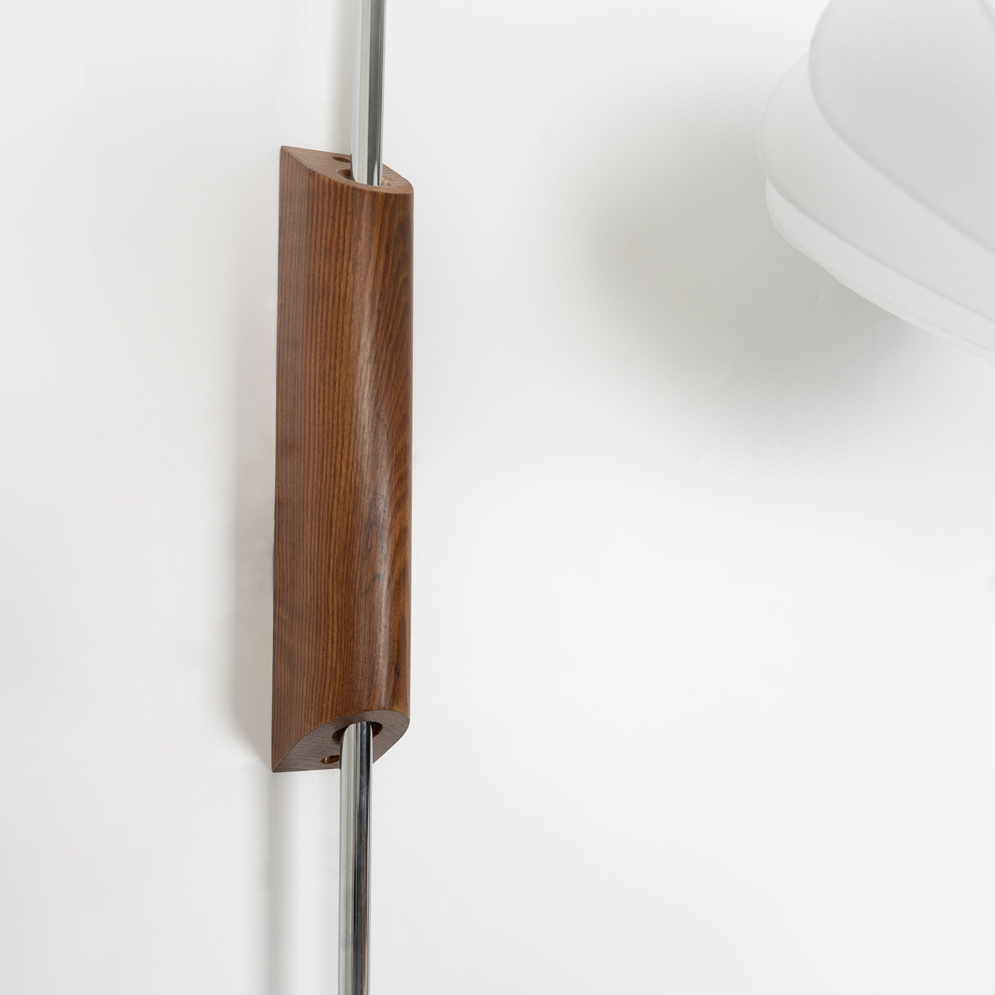 Wandlamp Zijden Kap Walnoot Metaal Wit Woonkamer Slaapkamer | Sansoti