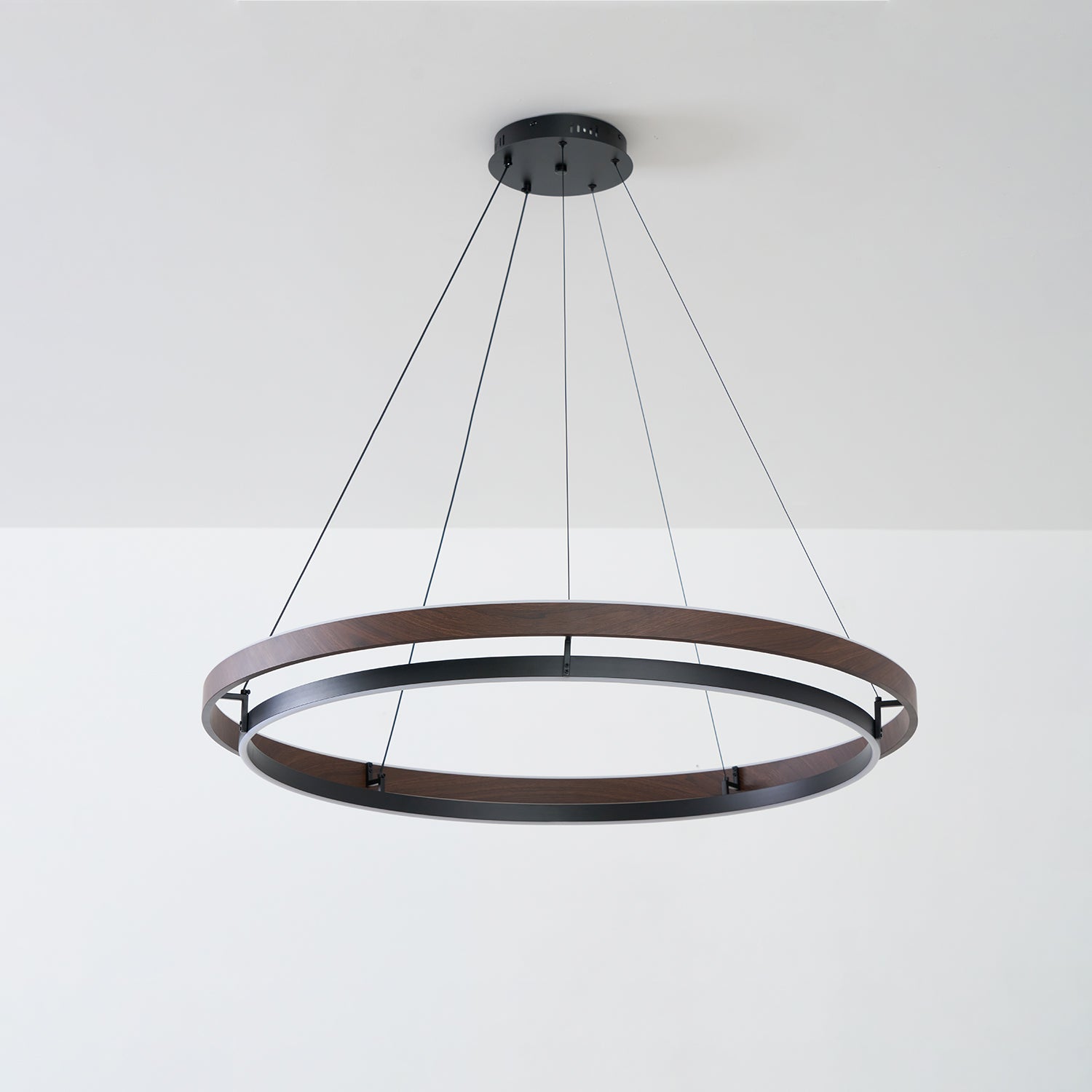 Moderne LED Hängeleuchte mit Ringen – Designer-Beleuchtung mit warmem Licht | Restfield
