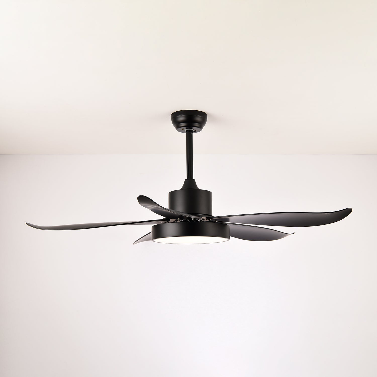 Ventilateur de plafond moderne Auron avec éclairage LED intégré | Silencieux & élégant | Sansoti