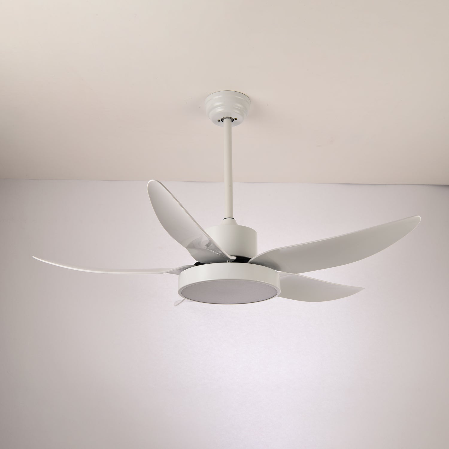 Ventilateur de plafond moderne Auron avec éclairage LED intégré | Silencieux & élégant | Sansoti