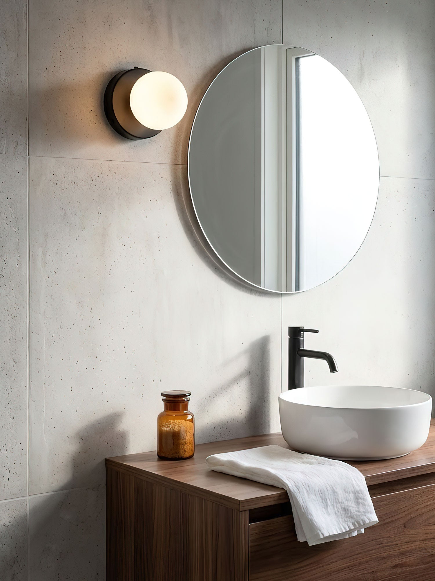 Nuvol Wandlamp — Metalen Wandspot met Glazen Bol ø12cm — Compacte Wandverlichting in 5 Kleuren | Sansoti