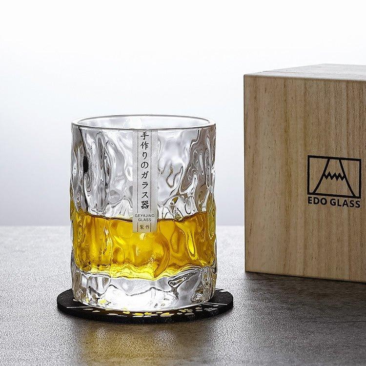 Geometrisch Geslepen Whiskyglas 300ml Transparant met Houten Cadeaubox en Onderzetter – Handgemaakt Kristalglas voor Premium Spirits | Sansoti