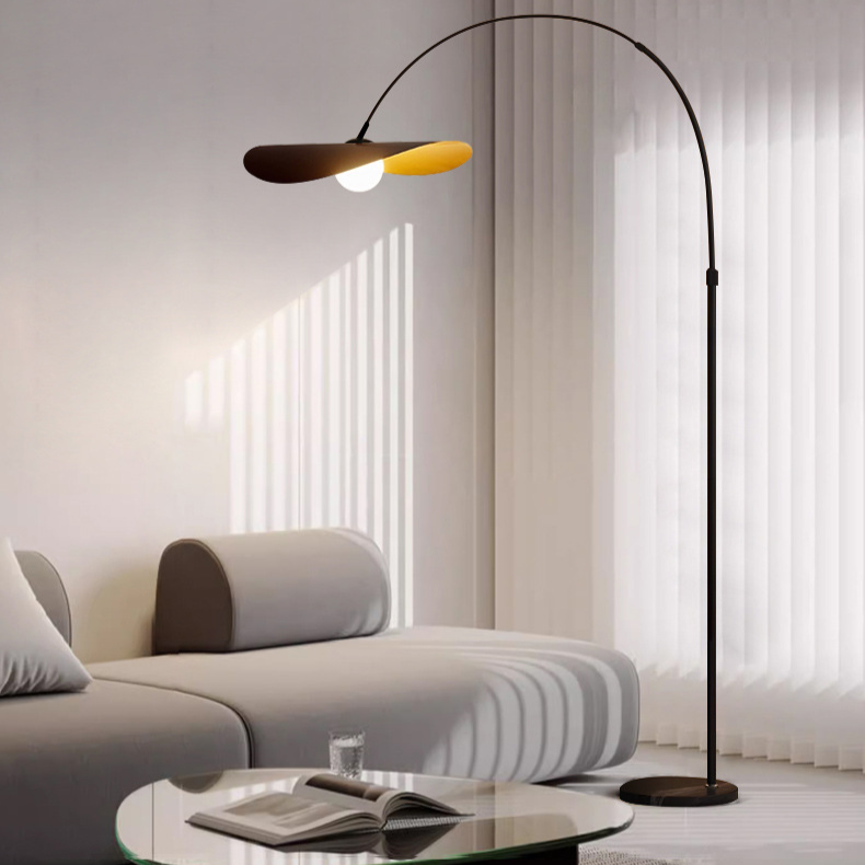 Bogen-Stehleuchte LED Eisen Acryl Schwarz Wohnzimmer Leseecke Stehlampe Minimalistisch Wabi Sabi Bogenlampe Modernes Interieur | Restfield