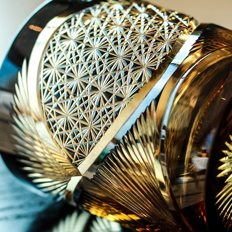 Verre à whisky Edo Kiriko Plume de grue Ambre Fait main Cristal japonais Boîte en bois | Restfield