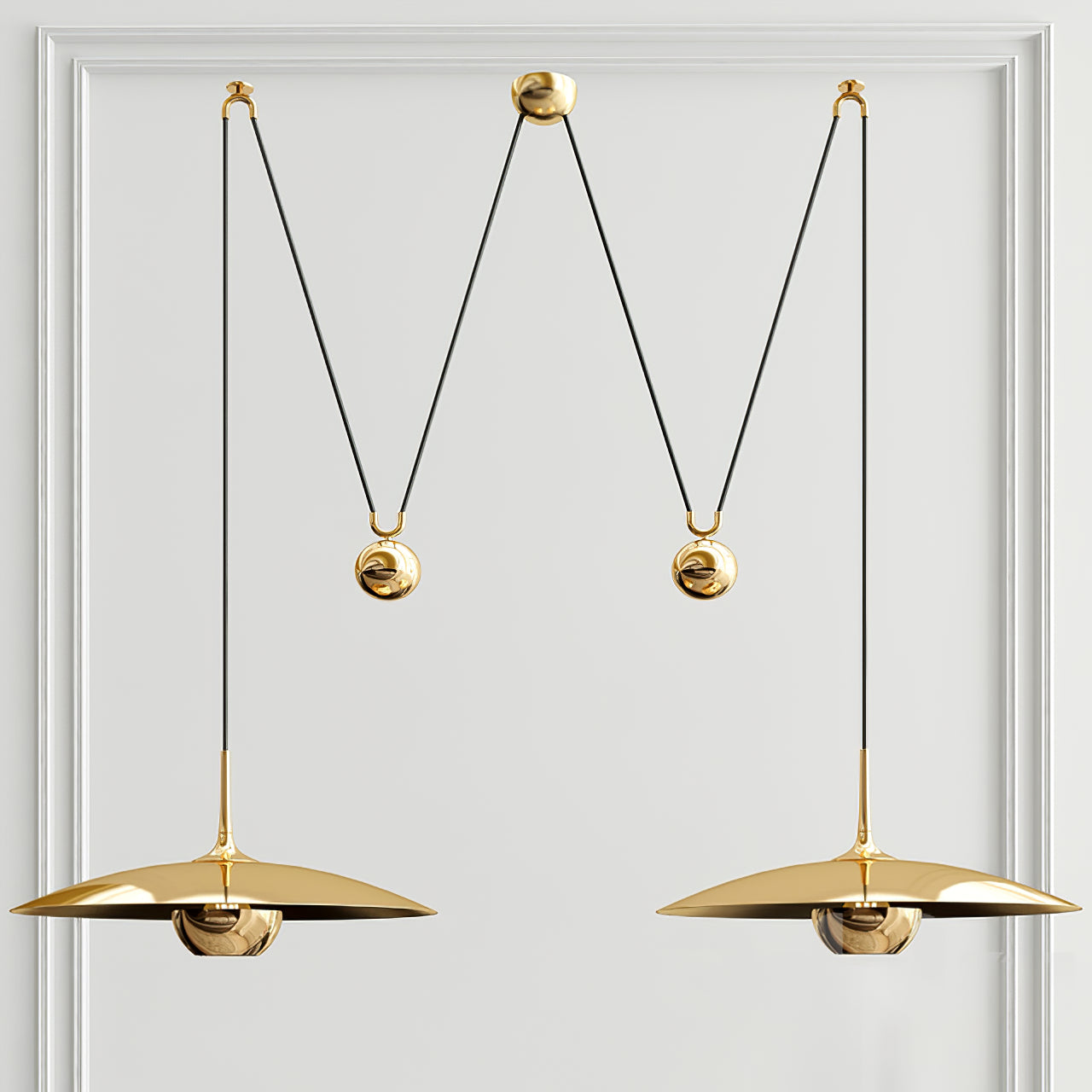 Verstelbare Hanglamp Onos – Hoogte-instelbaar met Tegengewichtbal – Chroom of Goud Metaal – Vintage 1970s Design – Retro Pendelverlichting voor Eettafel en Keukeneiland | Sansoti