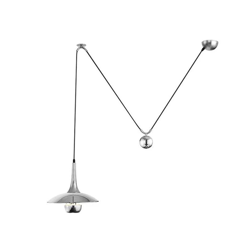 Verstelbare Hanglamp Onos – Hoogte-instelbaar met Tegengewichtbal – Chroom of Goud Metaal – Vintage 1970s Design – Retro Pendelverlichting voor Eettafel en Keukeneiland | Sansoti