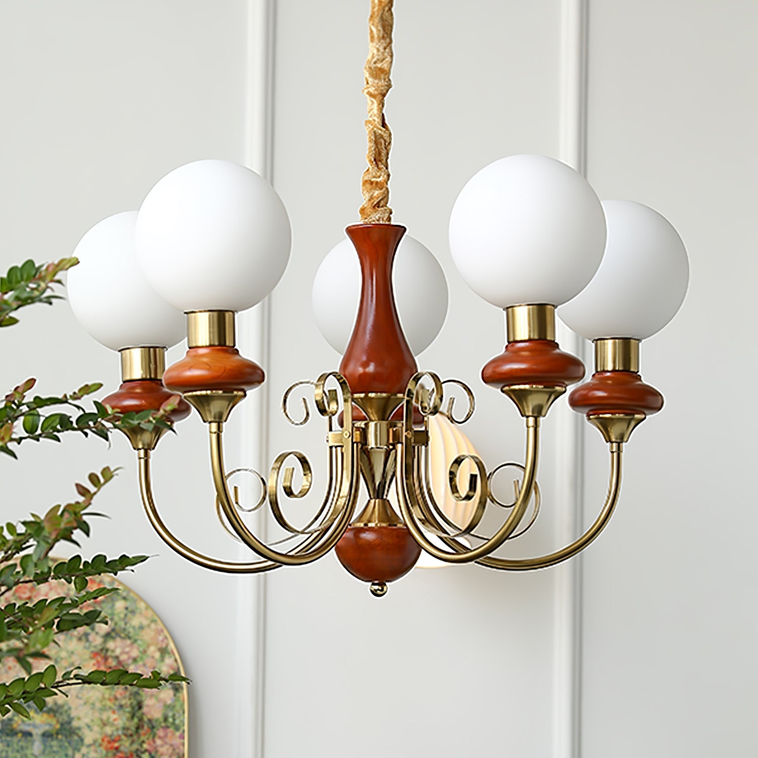 Kroonluchter met Groene Glazen Kappen en Gouden of Zwarte Afwerking – Luxe Hanglamp in 3, 5 of 8 Lichtpunten | Sansoti