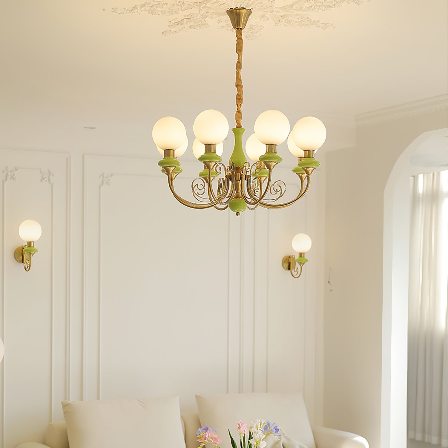 Kroonluchter met Groene Glazen Kappen en Gouden of Zwarte Afwerking – Luxe Hanglamp in 3, 5 of 8 Lichtpunten | Sansoti