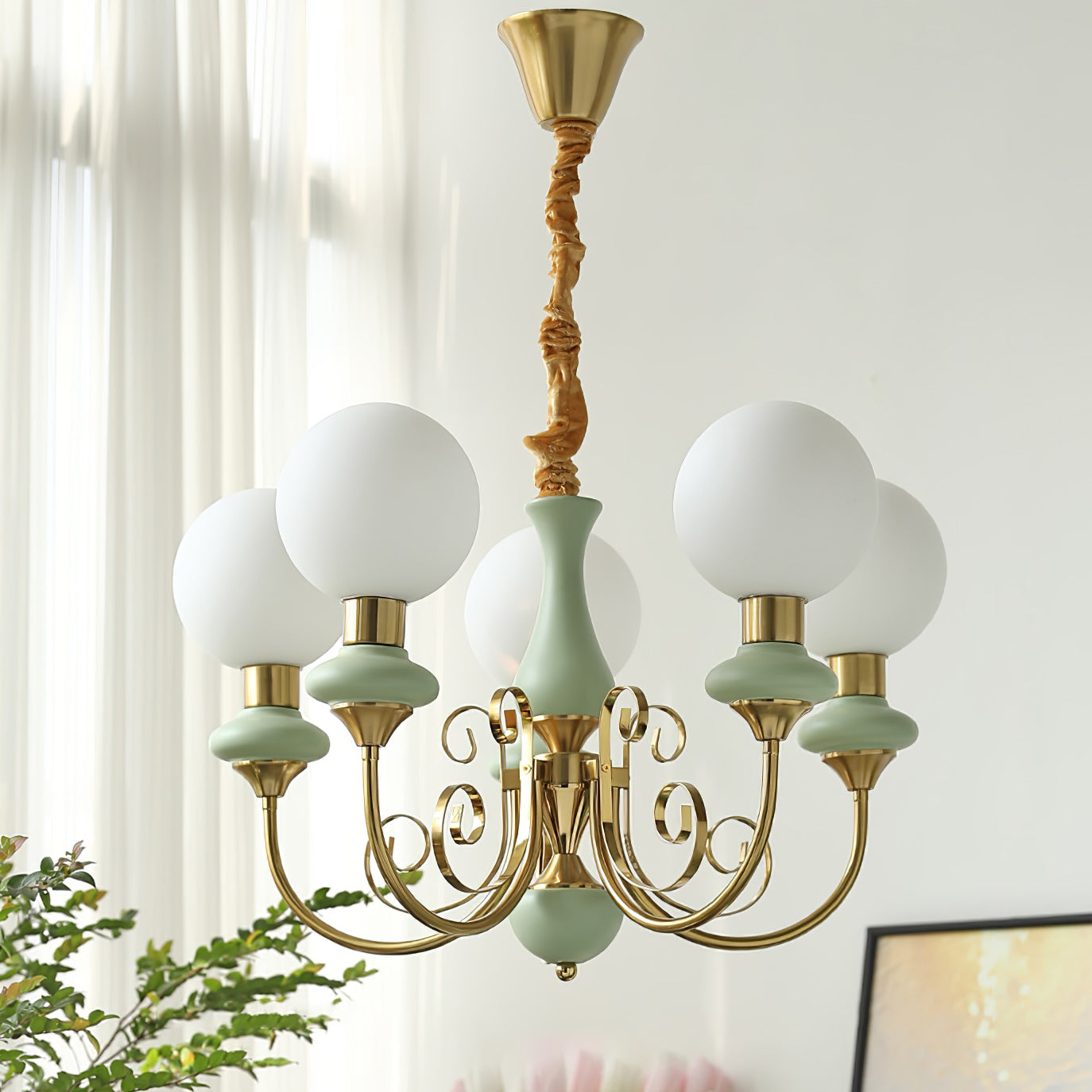 Kroonluchter met Groene Glazen Kappen en Gouden of Zwarte Afwerking – Luxe Hanglamp in 3, 5 of 8 Lichtpunten | Sansoti
