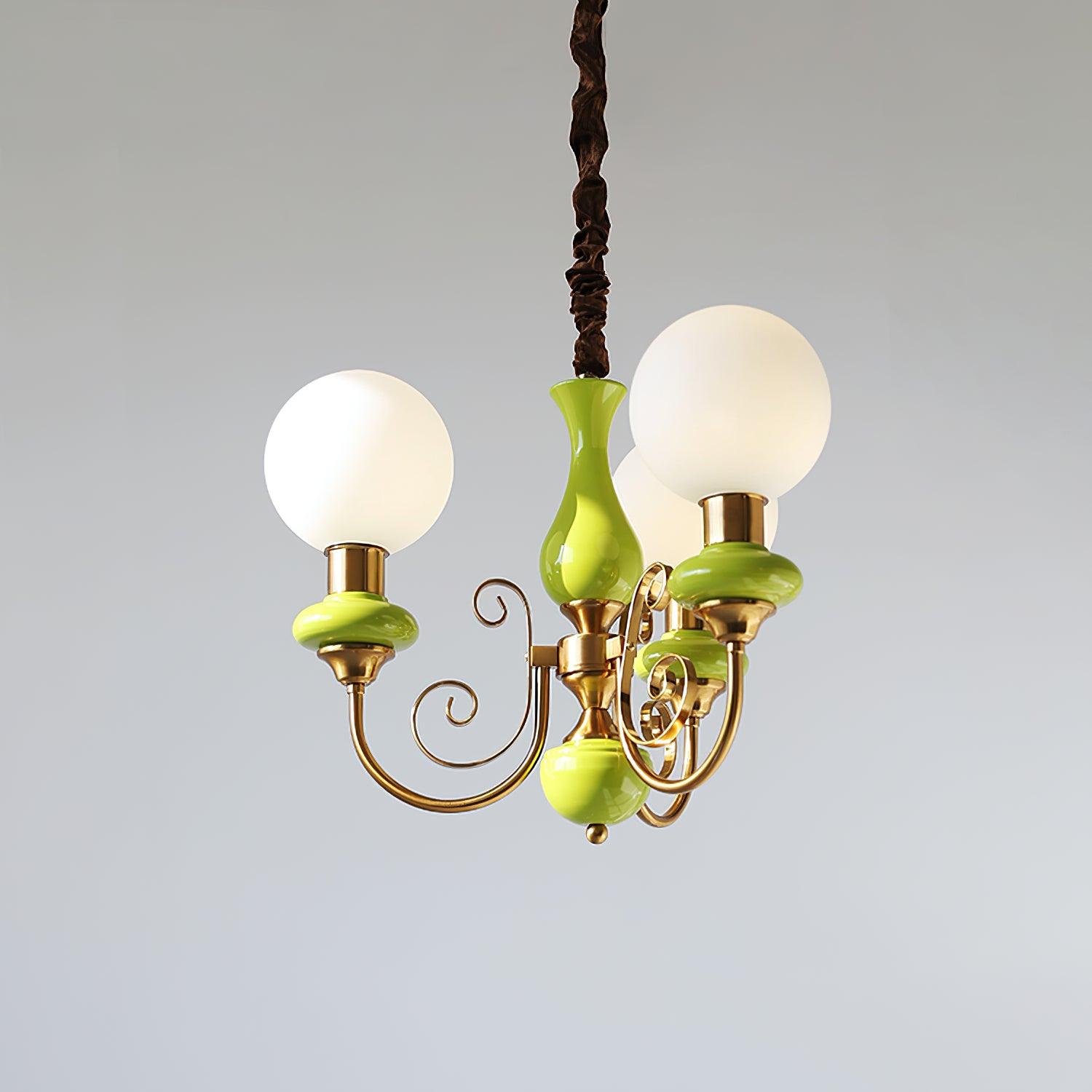 Kroonluchter met Groene Glazen Kappen en Gouden of Zwarte Afwerking – Luxe Hanglamp in 3, 5 of 8 Lichtpunten | Sansoti