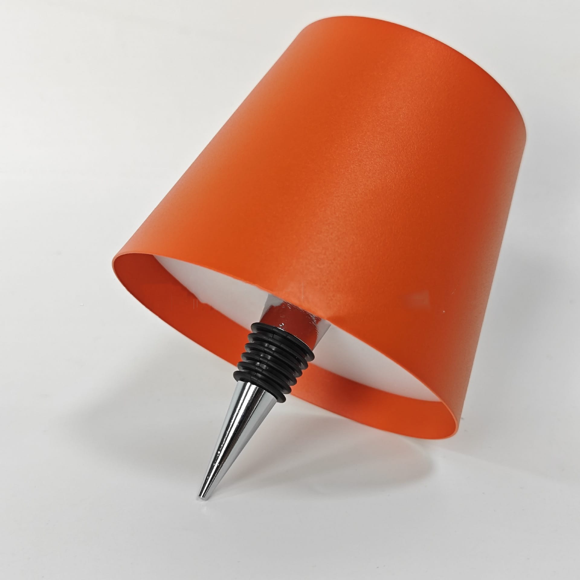 Draadloze Dimbare LED Flessenlamp Modern Design Oplaadbaar USB-C Wit Zwart Bruin Goud | Sansoti