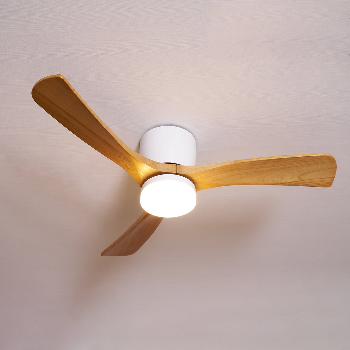 Deckenventilator mit Beleuchtung 106-132 cm Holzoptik Fernbedienung 6 Stufen Wohnzimmer Schlafzimmer | Sansoti