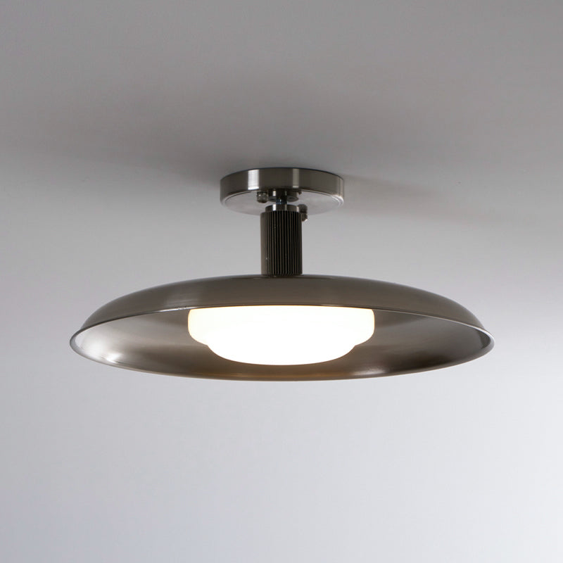Plafondlamp met handgeblazen glazen kap en gestructureerde metalen rozet – warm sfeerlicht voor woonkamer, slaapkamer en entree | Sansoti